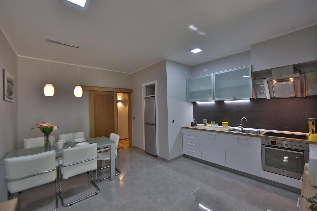 Aber Apartment เบลเกรด ภายนอก รูปภาพ